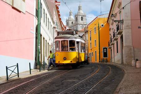 Straßenbahn  in Lissabon!