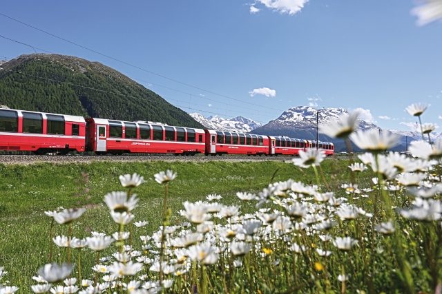 Bild für Bernina Express im Sommer (C)RhB