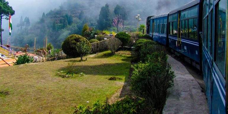 Bild für Northeast India & Darjeeling by Rail