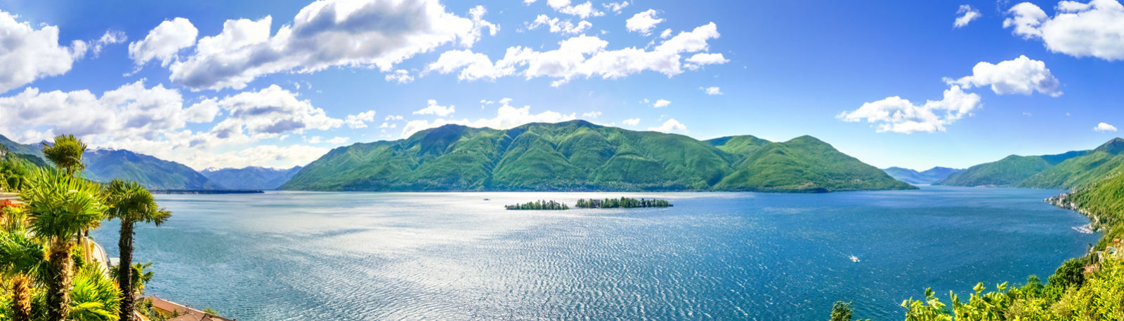 Bild für Blick auf der Lago Maggiore mit der Brissago Insel © pure-life-pictures Fotolia.jpg