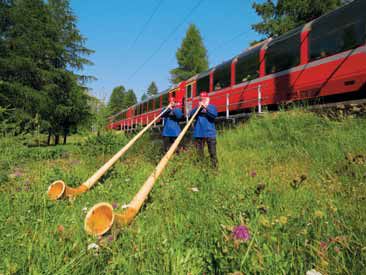 Bild für Alphörner vor Bernina Express © RhB Andrea Badrutt