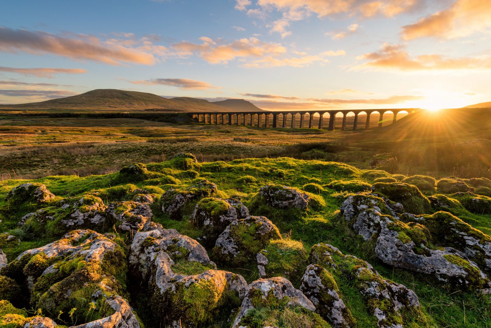 Bild für Ribblehead-Viadukt im Yorkshire Dales-Nationalpark © _Danoz