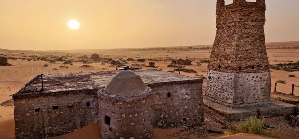 Bild für Sonnenuntergang-über-der-antiken-Stadt-Chinguetti-in-der-Sahara