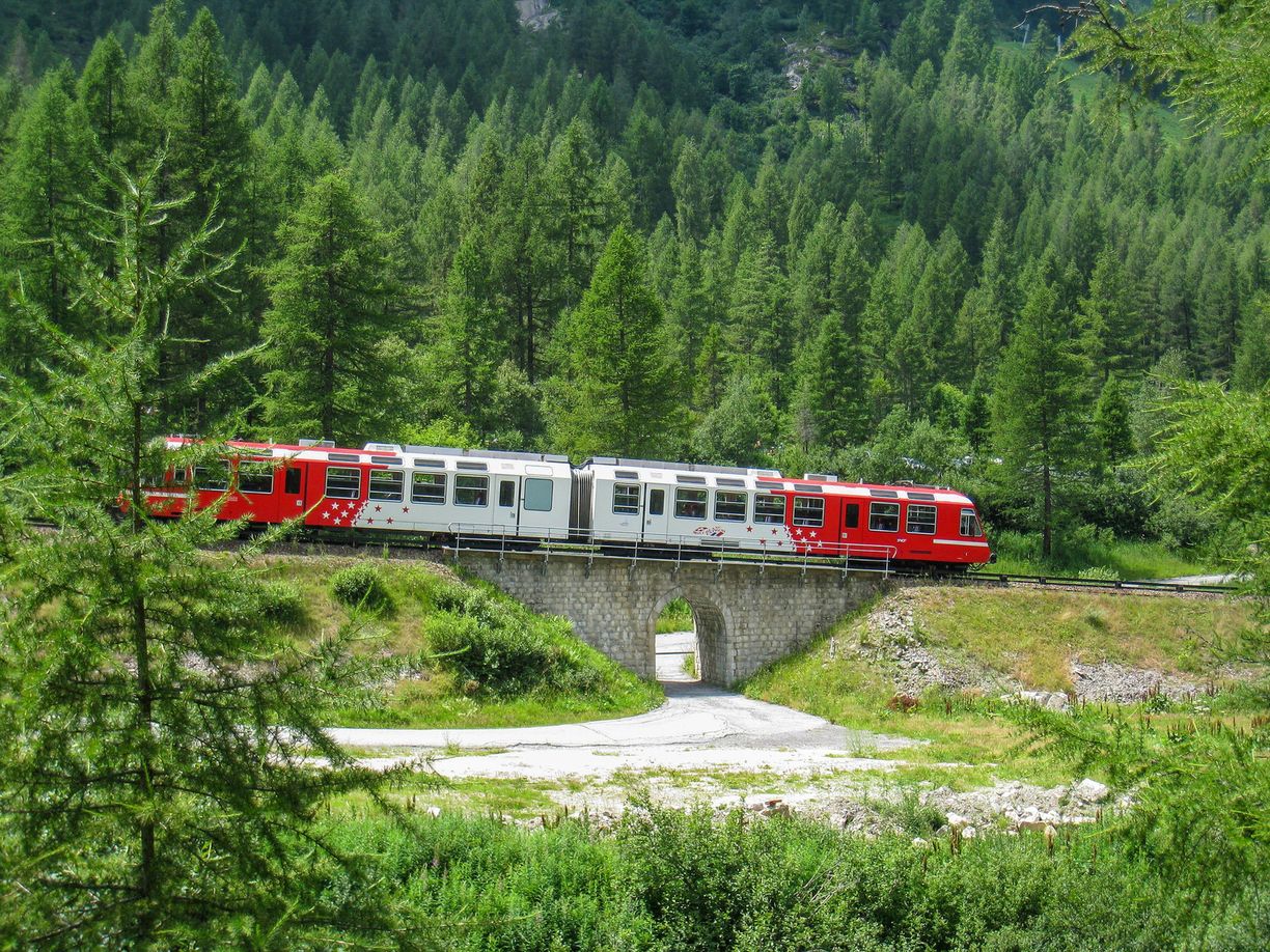 Mont-Blanc Express © AndrewvdBK