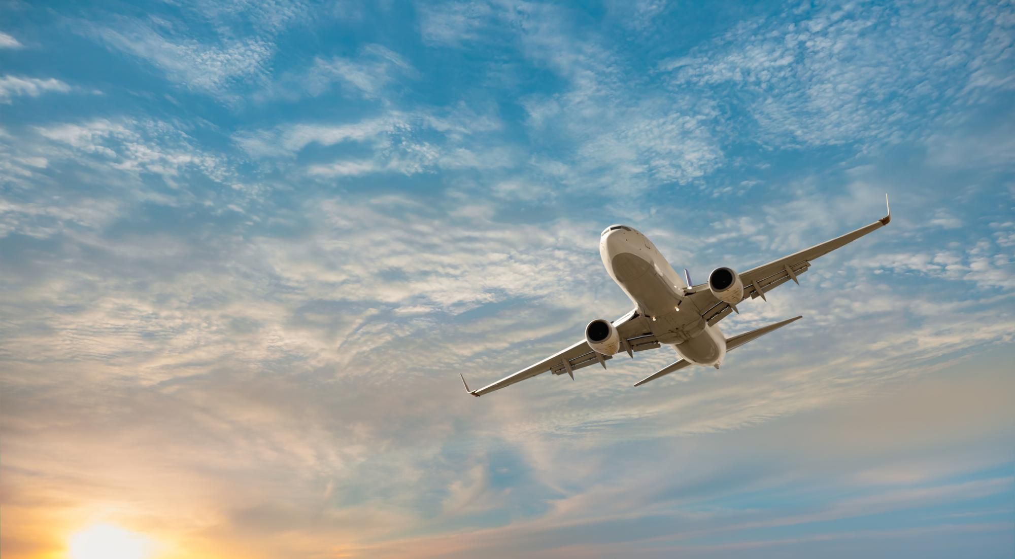 Flugzeug, Sonnenuntergang