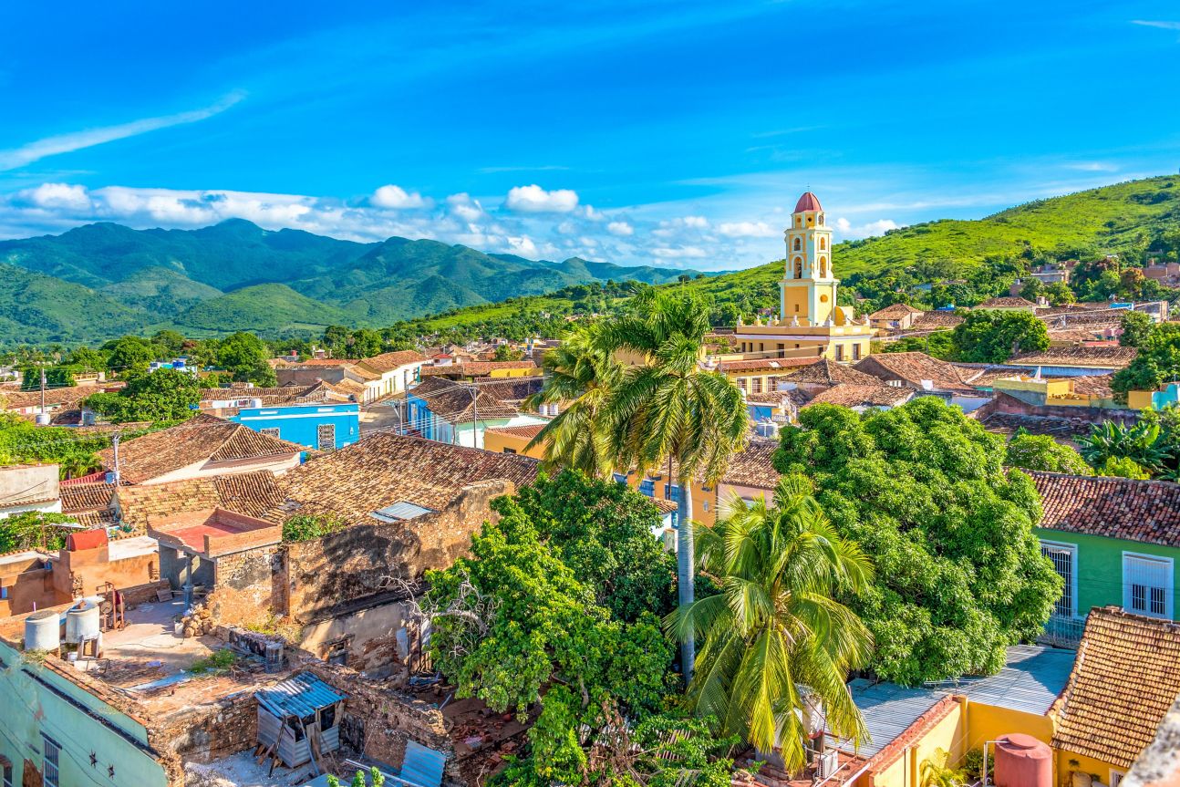 Blick über Trinidad (UNESCO-Welterbe) © TOimages