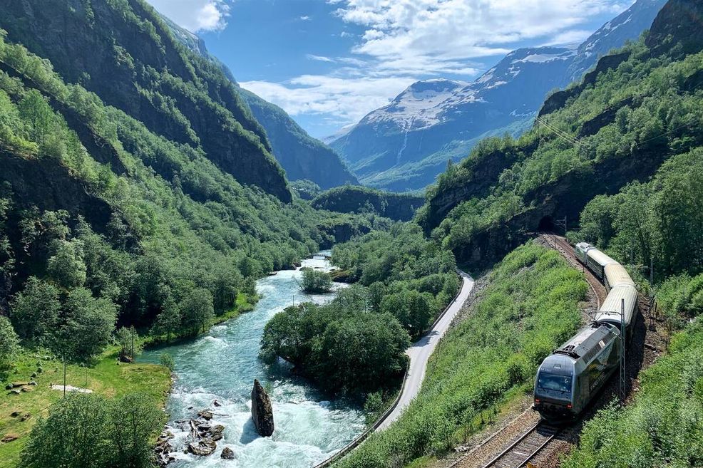 Bergenbahn in Fjord-Norwegen