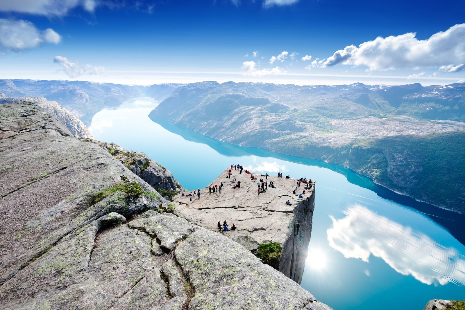 Preikestolen © nanisimova, stockadobe