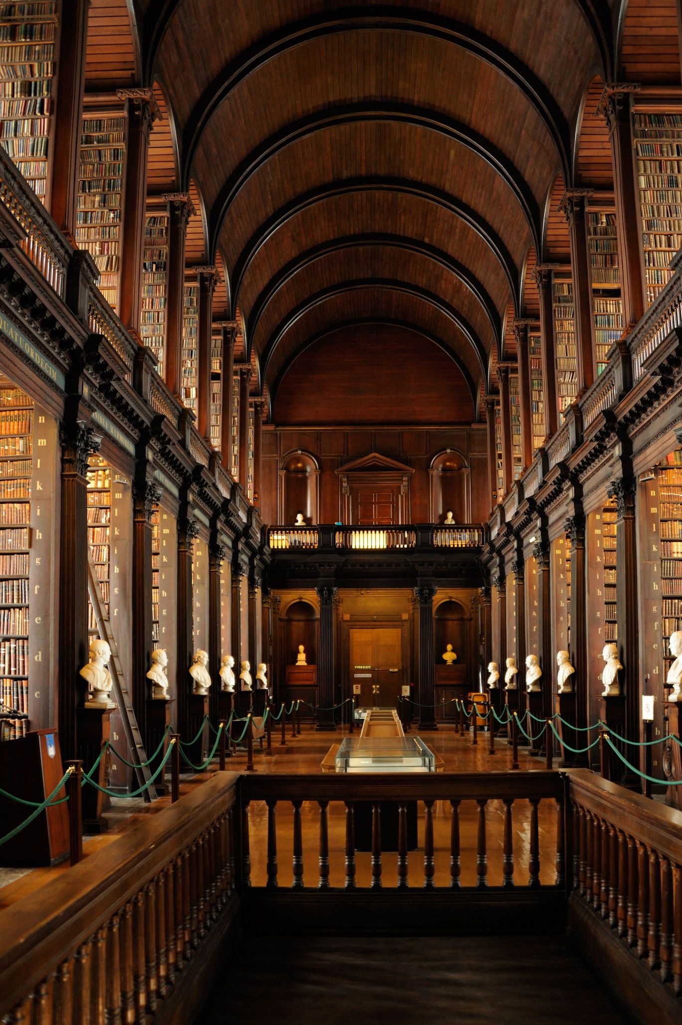 Bibliothek des Trinity Colleges in Dublin © bboitier