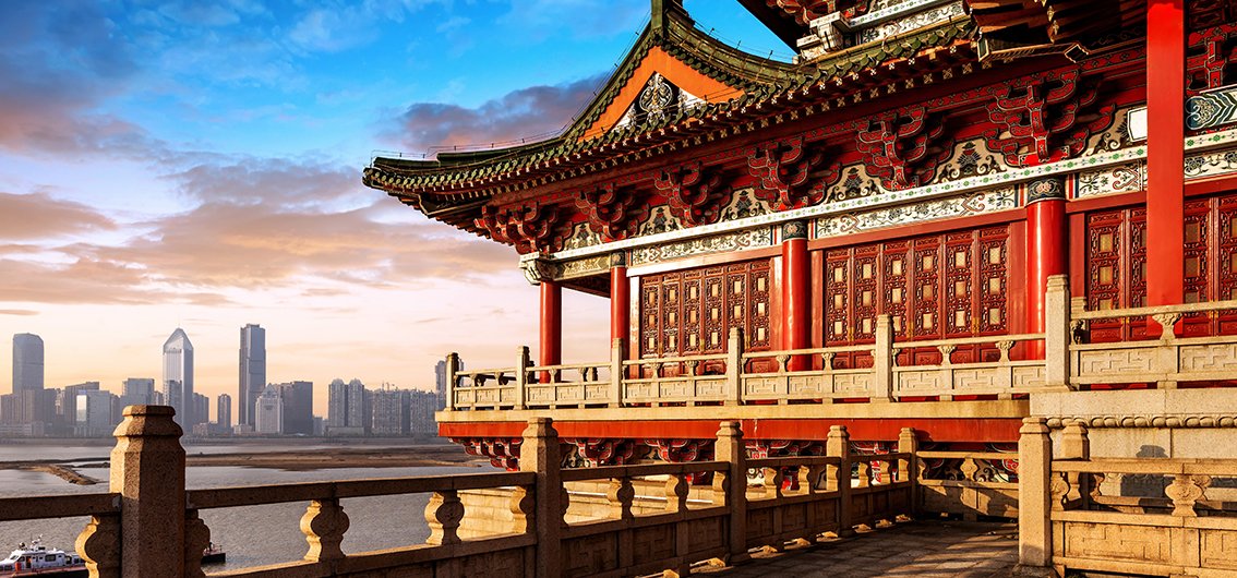 Tradition und Moderne in Peking, China © Gui Yong Nian, stockadobe