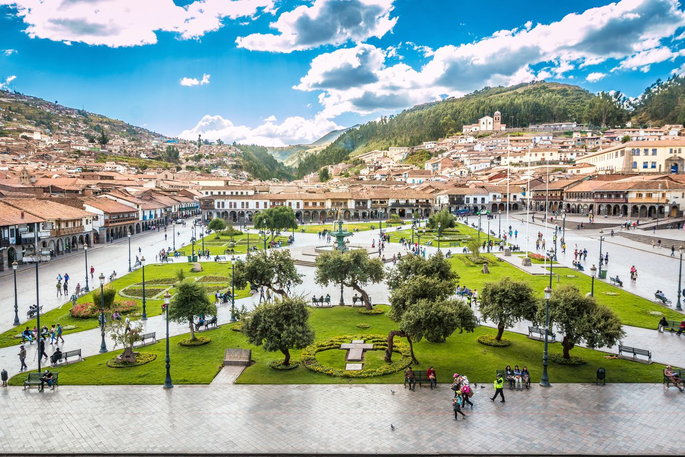 Plaza de Armas in Cusco © pcalapre, stockadobe