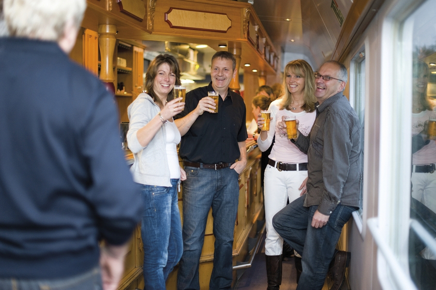 Egmond aan Zee – Die Müller XXL-Party mit dem Partyzug im Hotel de Boei