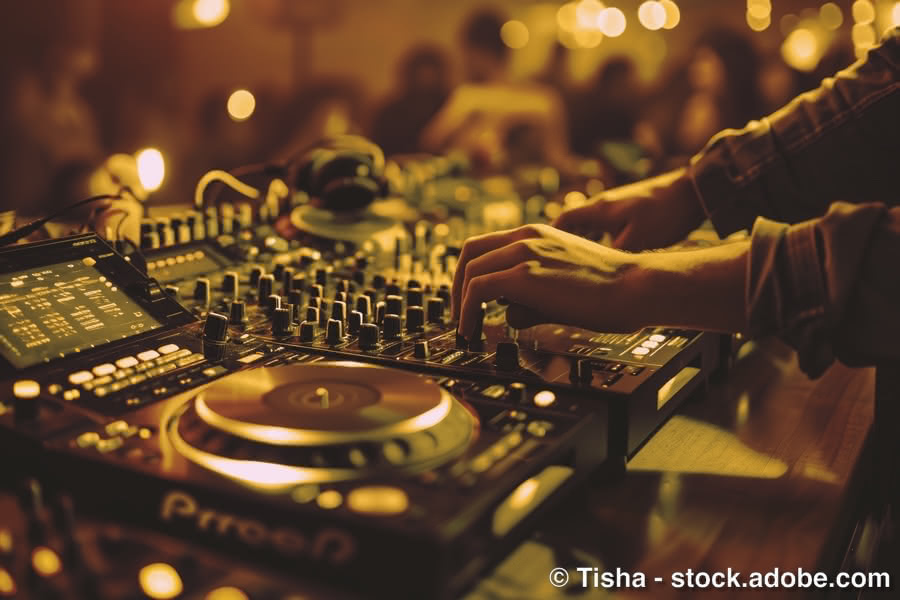 Neuharlingersiel – Fourty & Fabulous! Partyzug