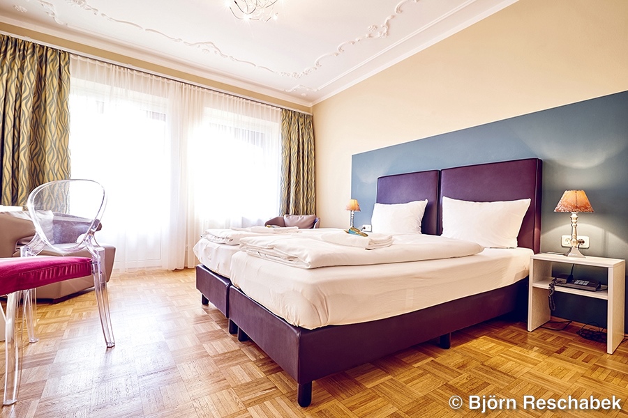 Neuharlingersiel – Feiern im Fischerdorf! Partyzug