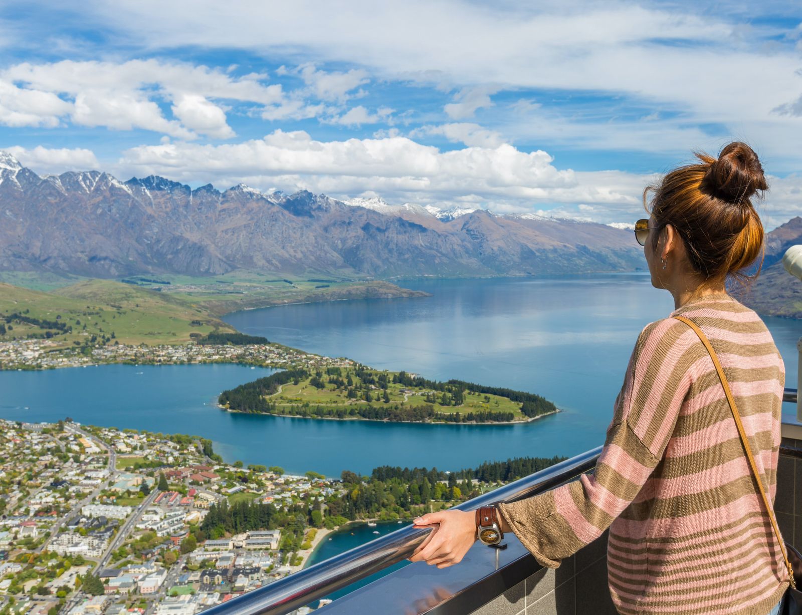 Queenstown © naruedom, stockadobe