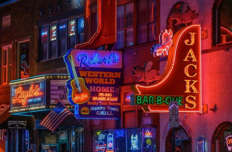 Nashville bei Nacht © Ricky Beron