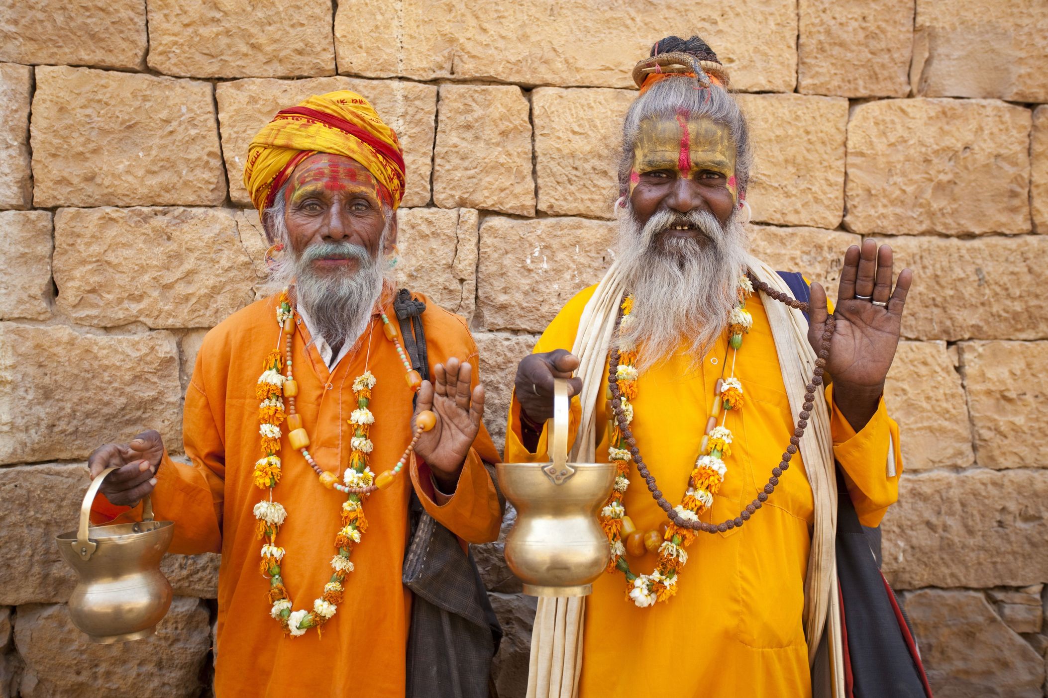 Indische Priester © snaptitude, stockadobe