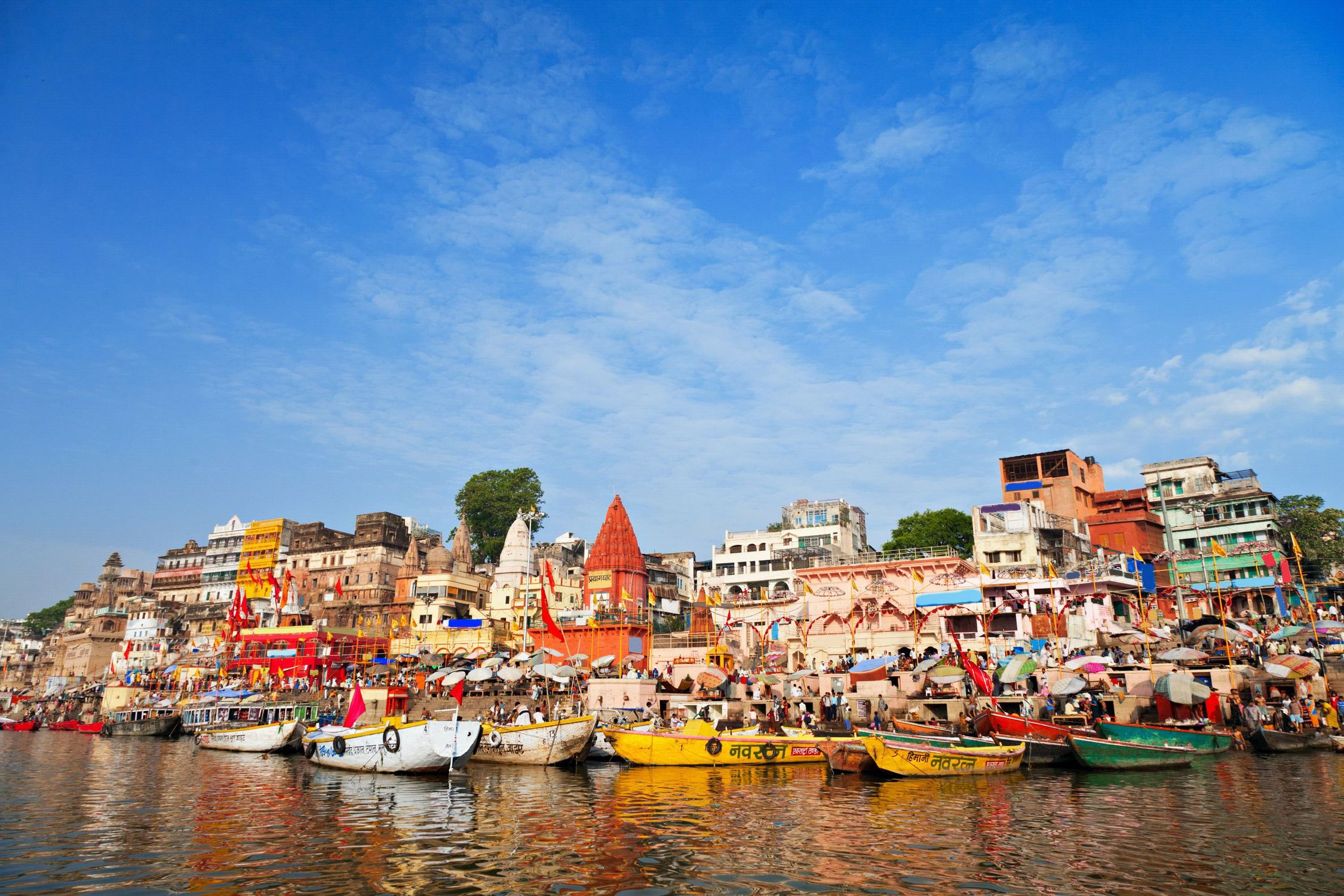 Varanasi © saiko3p, stockadobe