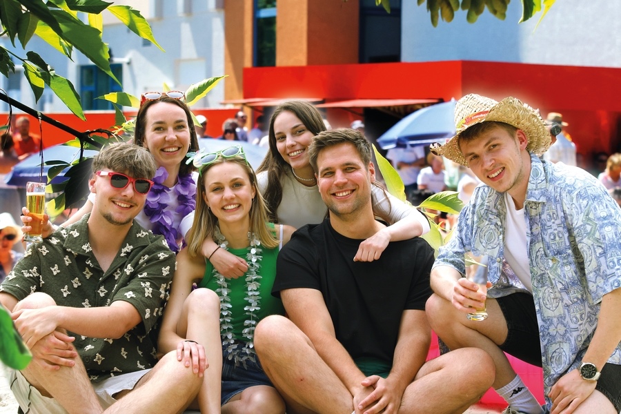 Mallorca Beachparty – Hallorca meets White Summer! Partyzug