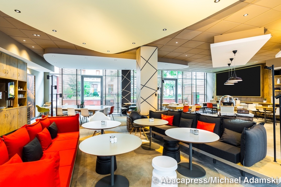 Schlagermove – Hotel ibis St. Pauli Messe mit dem Partyzug