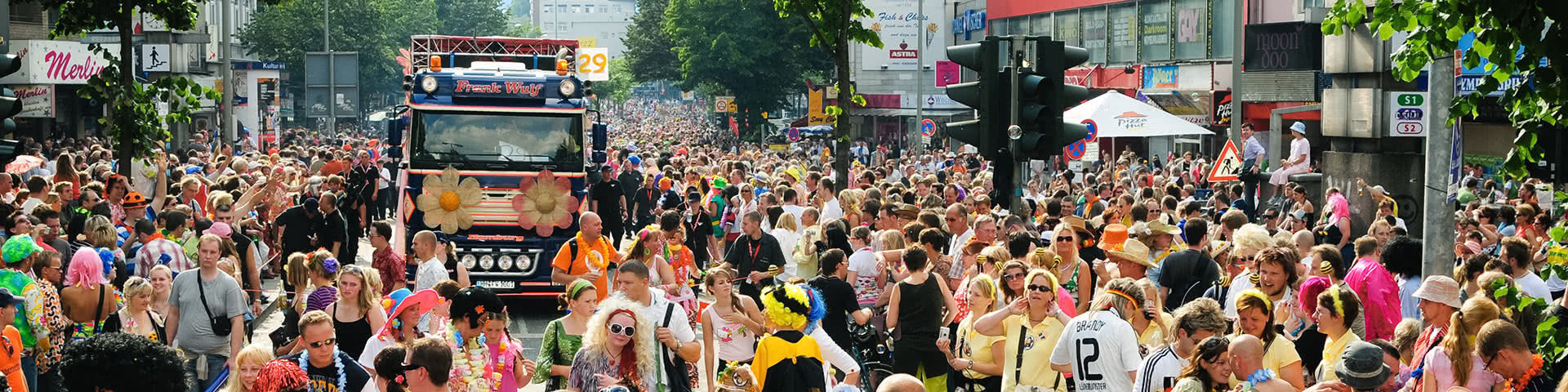 Schlagermove – InterCity Hotel Hamburg Barmbek mit dem Partyzug