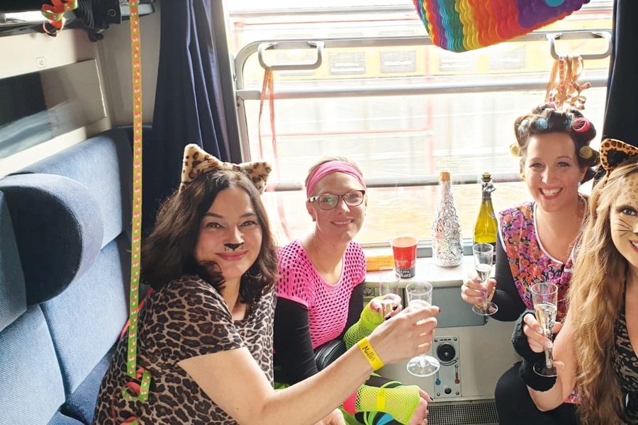 Willingen – Weiberfastnacht mit dem Tagespartyzug