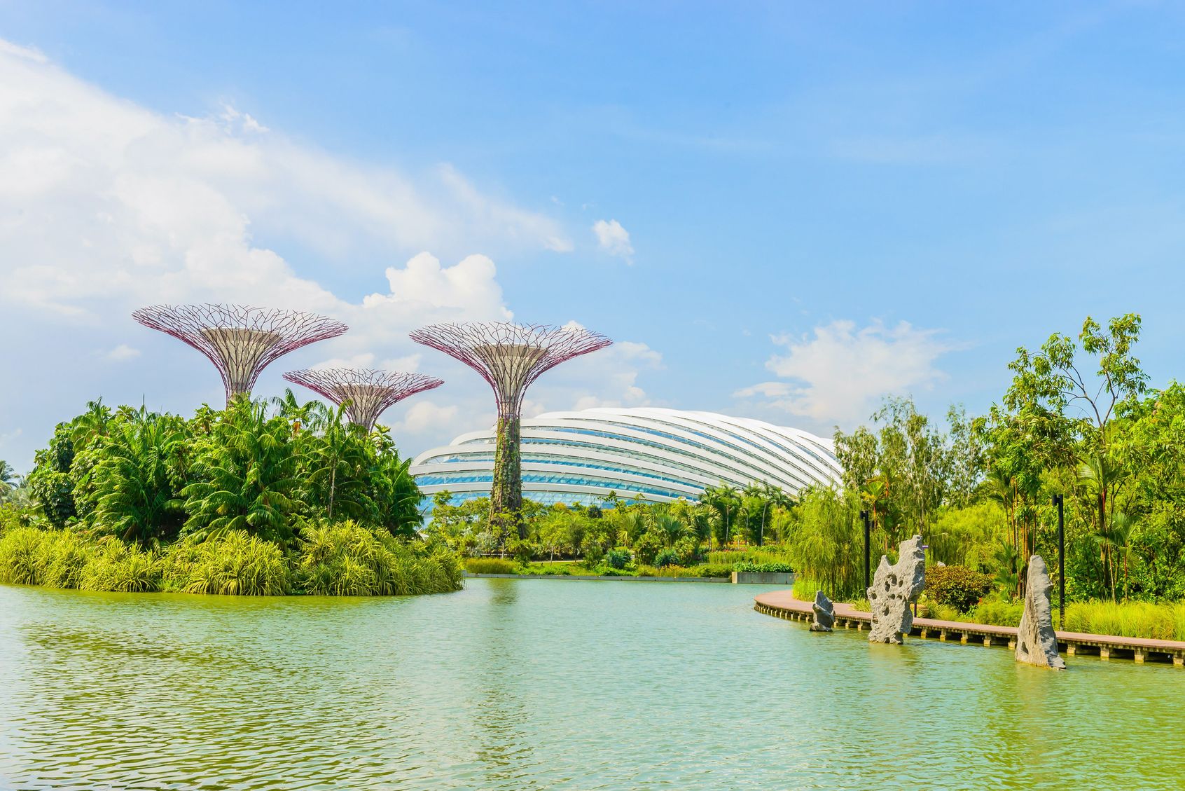 Parkgelände Garden by the bay in Singapur © siraphol