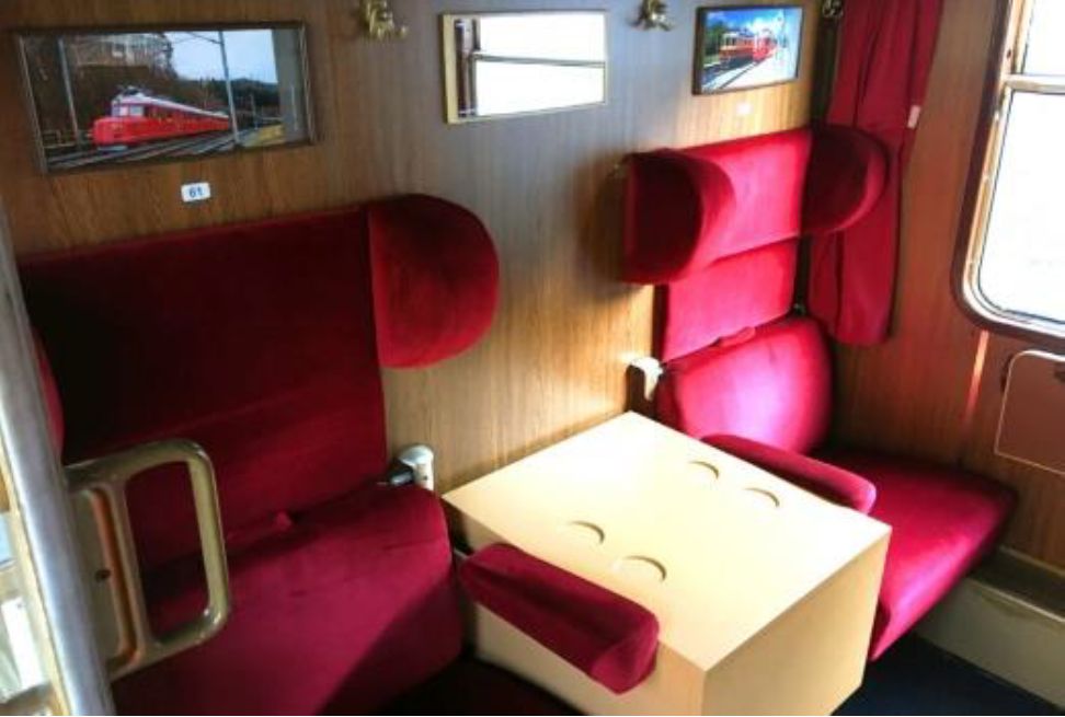 Suisse Train Bleu Kategorie 1. Klasse. Komfortklasse