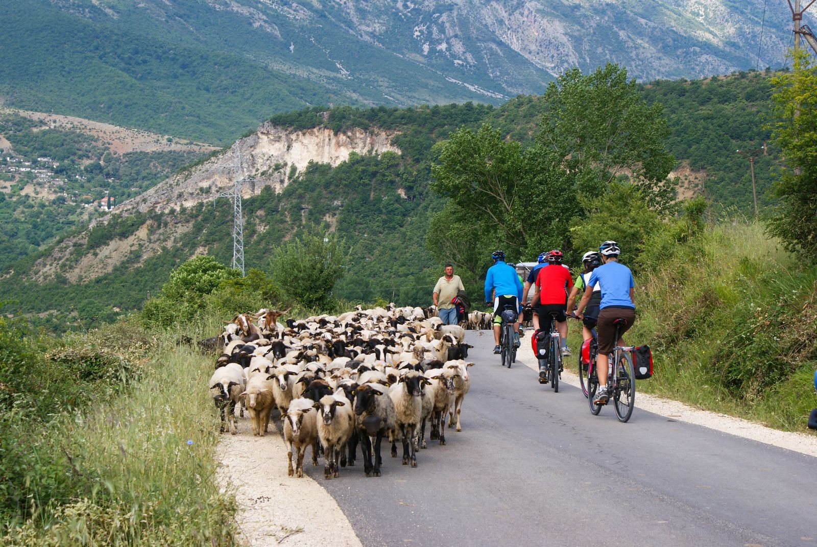 Per E-Bike durch Albanien © Cycle Albania