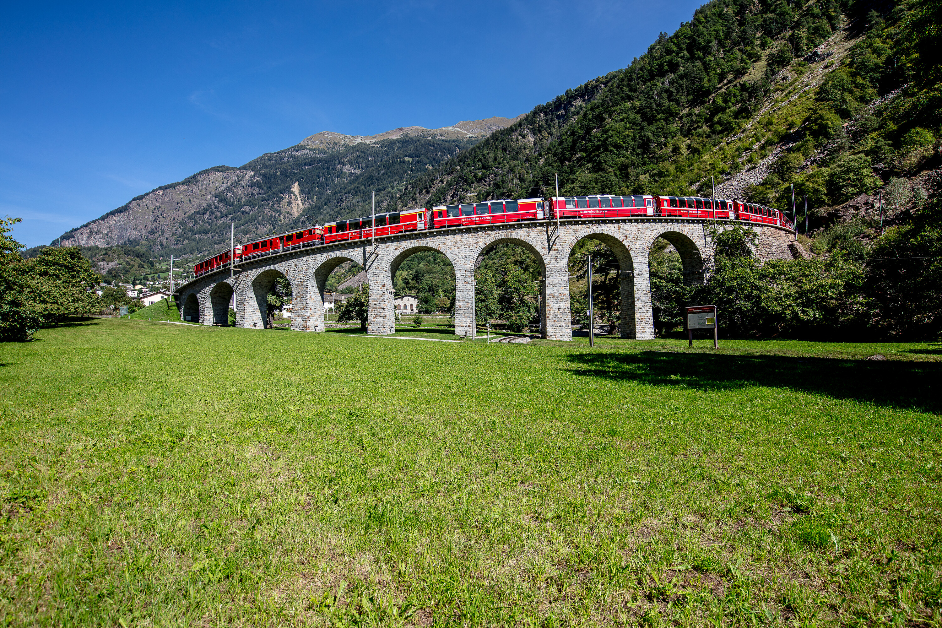 Bild für Bernina Express (C)RhB