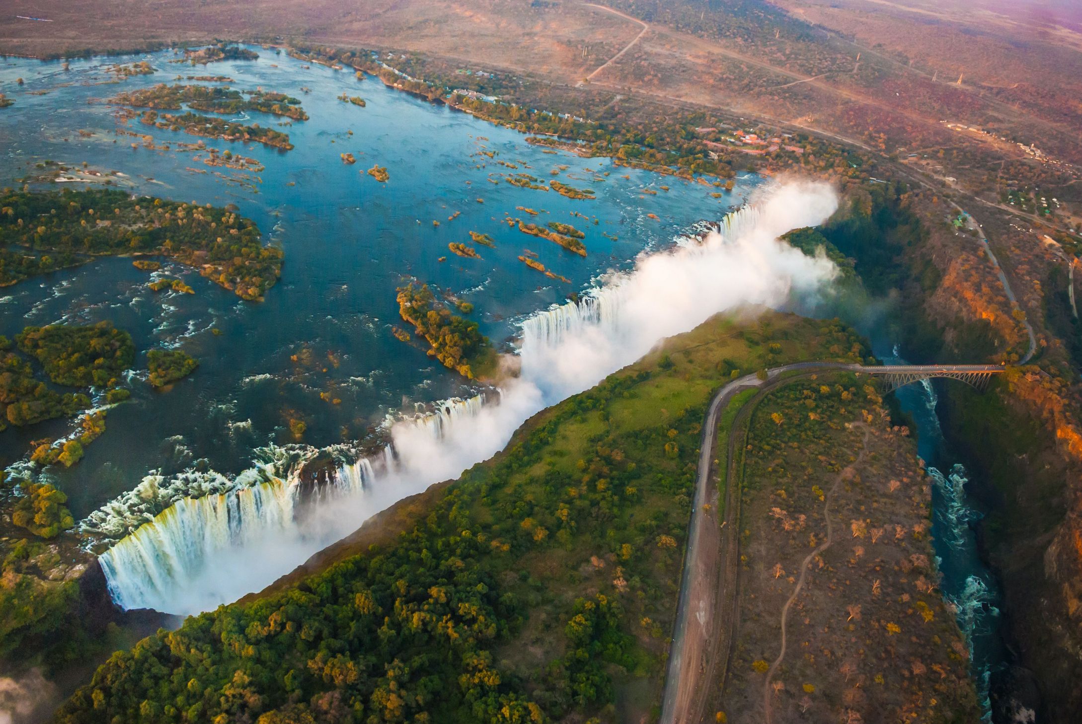 Bild für Viktoriafälle - der Rauch, der donnert © AmazingAerialAgency