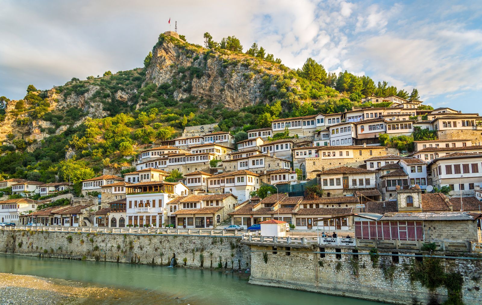 Bild für Berat, Stadt der Fenster © MehmetO, Shutterstock