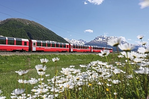 Bild für Bernina Express (C) RHB