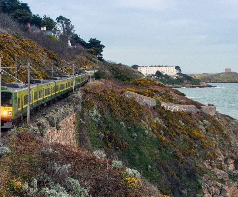 Bild für Zug der irländischen Staatsbahn © igorsoldic1