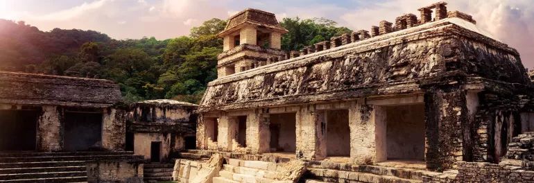 Bild für Ruinen des Observatoriumsturms in Palenque, Maya-Stadt in Chiapas