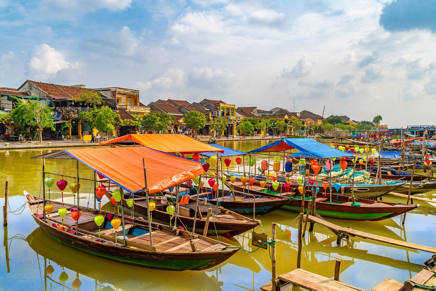 Bild für Thu Bon-Fluss in Hoi An © Balate Dorin, stockadobe