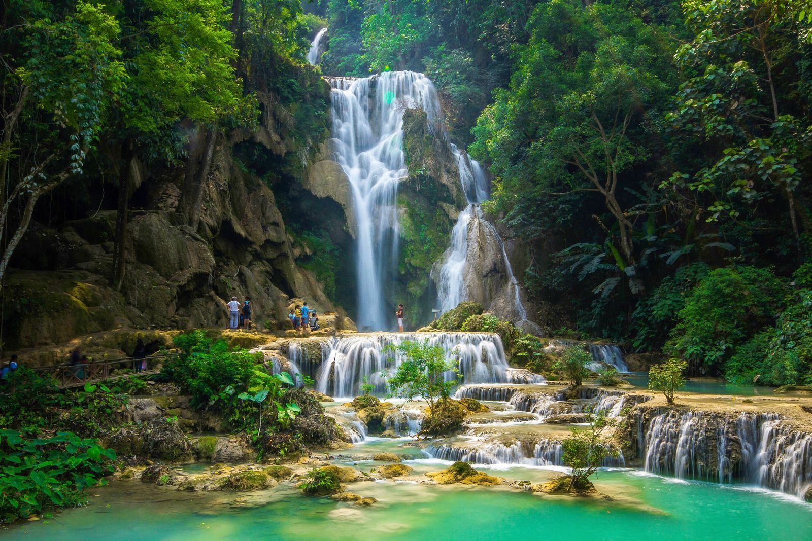 Bild für Kuang Si-Wasserfälle © Em7, stockadobe