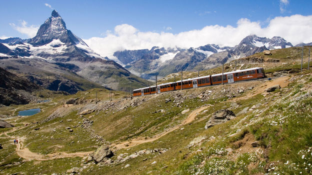 Gornergratbahn und Matterhorn in Zermatt