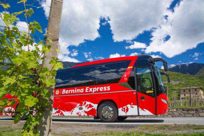 Bernina Express Bus (C)RhB
