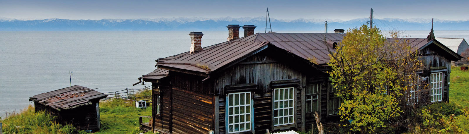 Holzhütten am Baikalsee