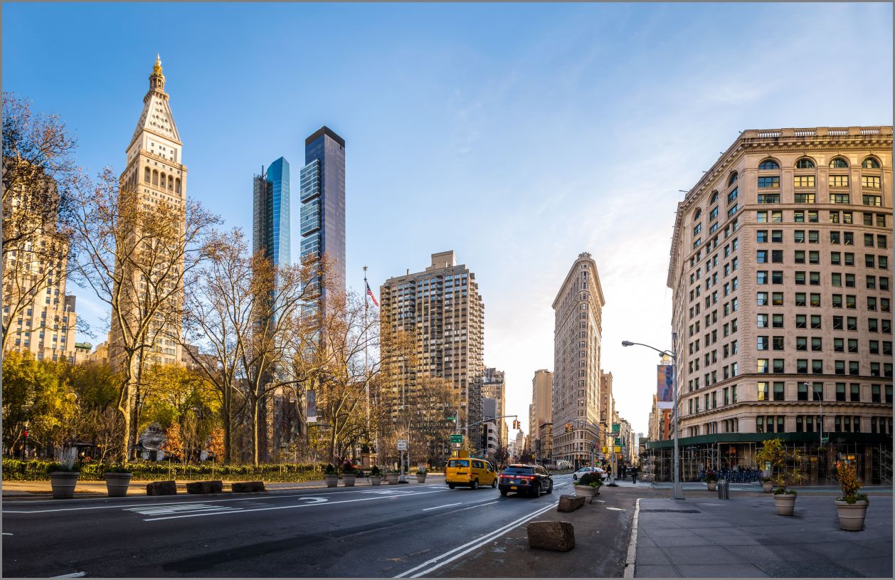 Fifth Avenue in New York © diegograndi