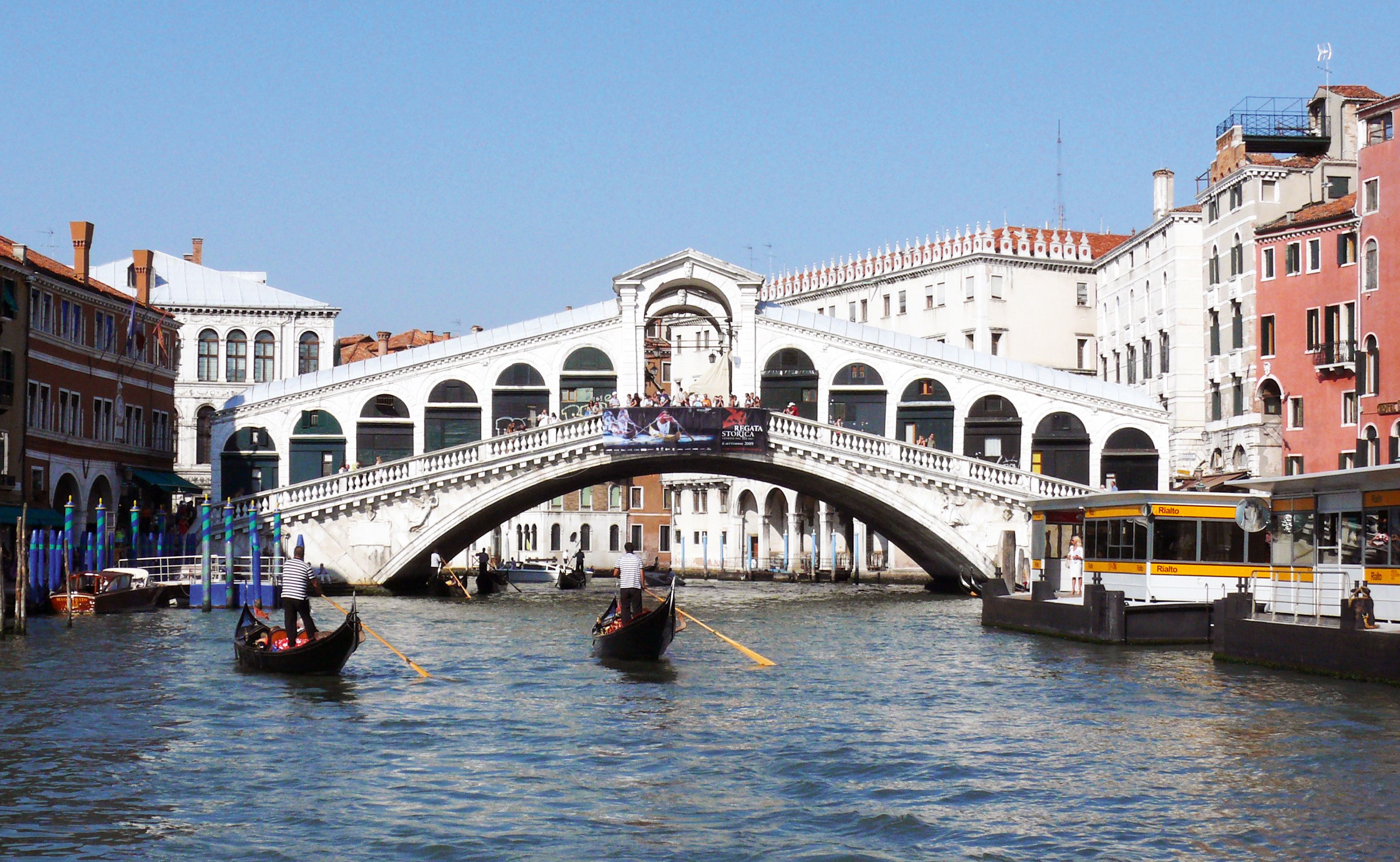 Venedig, der Canal Grande bei der Rialtobrücke © Caroline Schrader, Fotolia