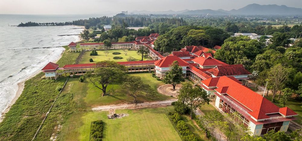 Teakholz-Palast-in-Mrigadayavan