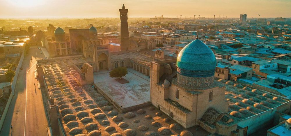 Märchenhafte Seidenstraße: Usbekistan per Linienzug Von Wüsten, Handelsrouten und prächtigen Moscheen (2026)
