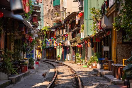 Zug - Kleingruppen-Rundreise & Baden – Vietnam: Koloniales Vietnam