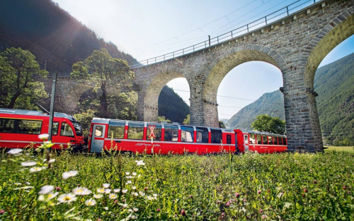 Bernina Express / Berninabahn / Bernina Express Pullman Class
