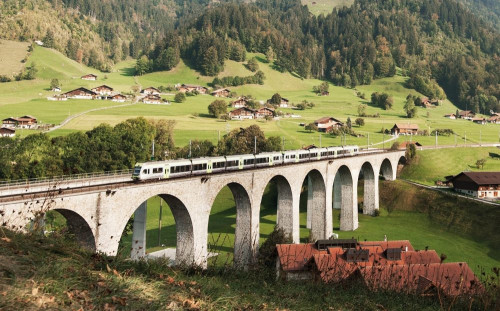 Bernina Express / Berninabahn / Bernina Express Pullman Class