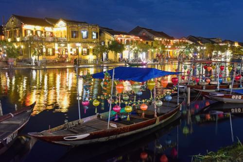 Zug - Singlereise Weihnachten und Silvester in Vietnam