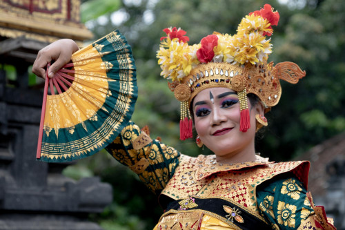 Zug - Rundreise & Baden – Indonesien: Java entdecken & auf Bali entspannen