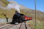 Einfahrt in der Station Furka auf 2160m Höhe